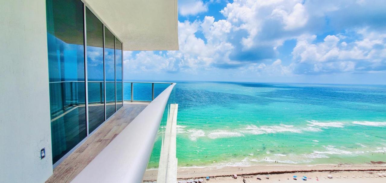 Million Dollar View At Hyde Resort And Residences Beverley Beach ภายนอก รูปภาพ