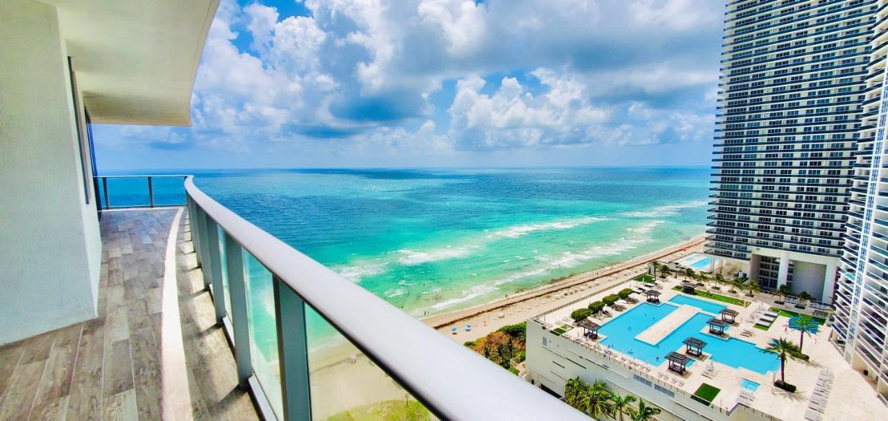 Million Dollar View At Hyde Resort And Residences Beverley Beach ภายนอก รูปภาพ